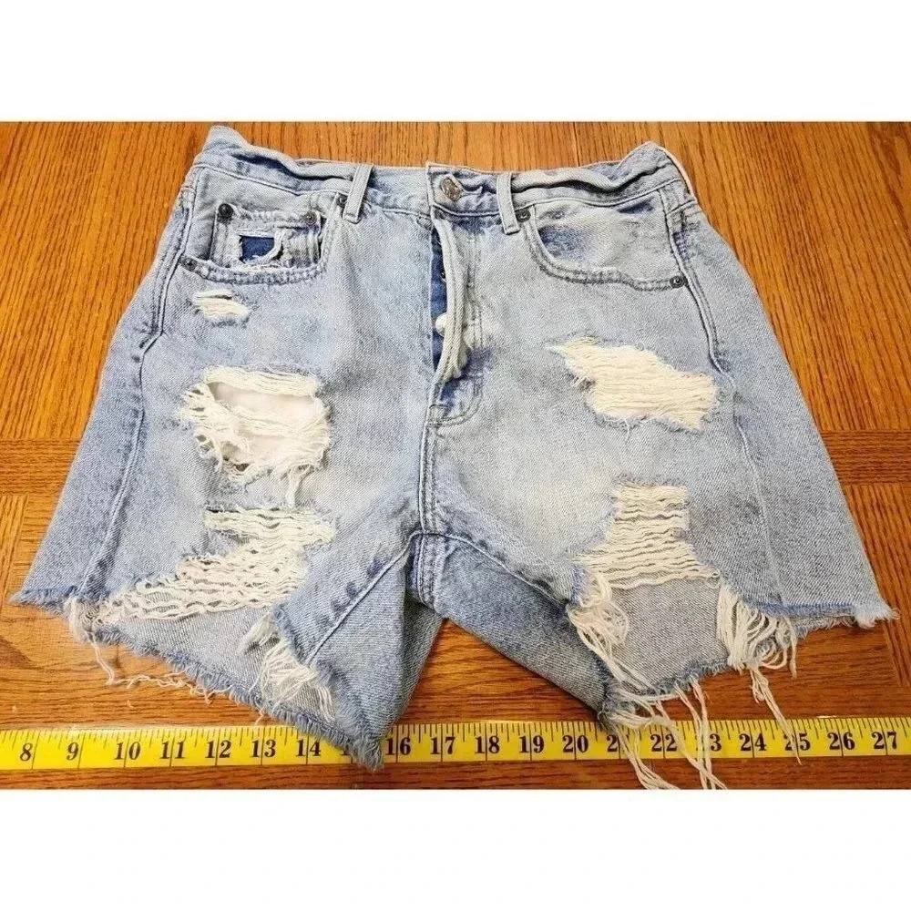 American Eagle 90' Boyfriend Shorts Size 6 Women's Distressed Denim